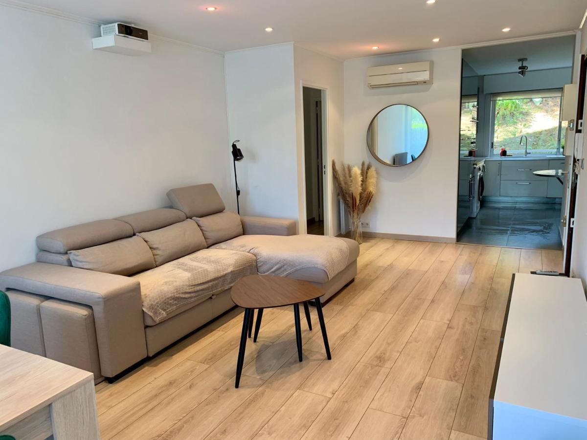 Appartement En Residence Avec Piscine, Cinema Nice Bagian luar foto
